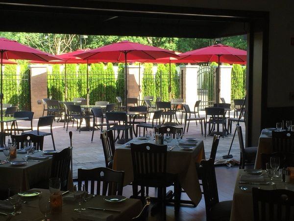 Ristegio's Restaurant and Lounge