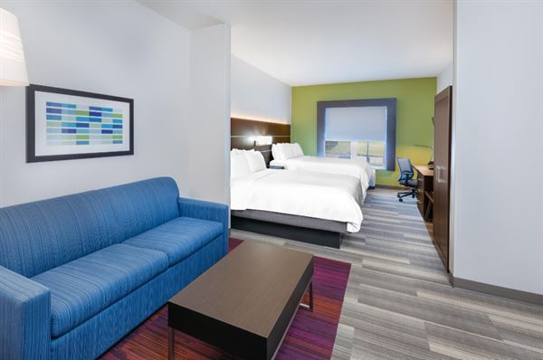 Holiday Inn Express & Suites Picayune-Stennis Space Cntr.