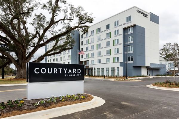 Courtyard Pensacola West