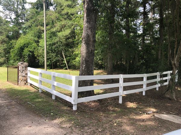 Serenade Oaks Event Facility