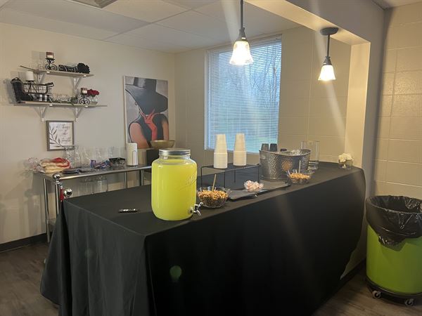 The Vibe | Co-Working | & Event Space