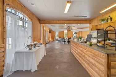 Carnes Lake Banquet Hall