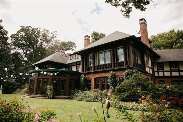 Gramercy Mansion Bed & Breakfast