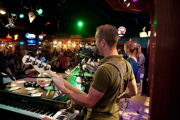 Howl At The Moon - Louisville