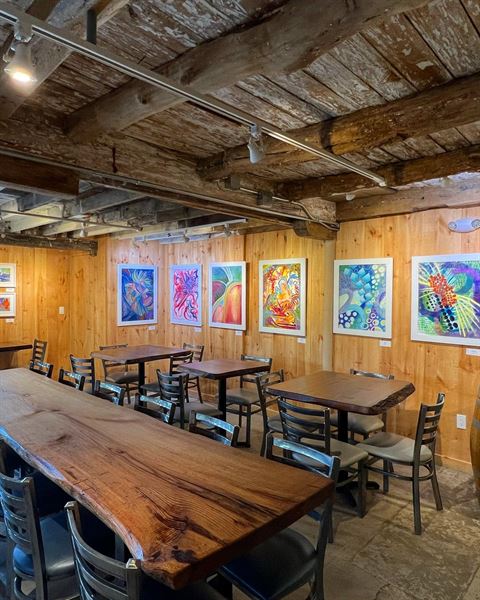 White Silo Farm & Winery