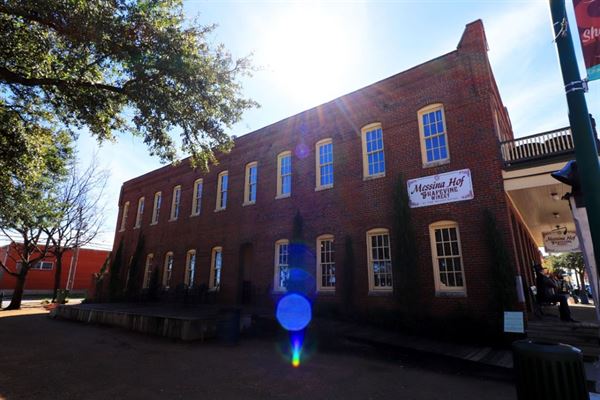 Messina Hof Grapevine Winery