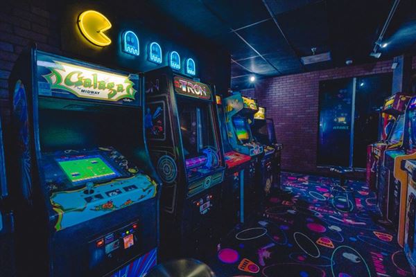 Pinballz Arcade