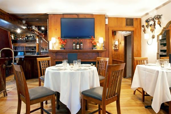 Villaggio Prime Bar & Grille