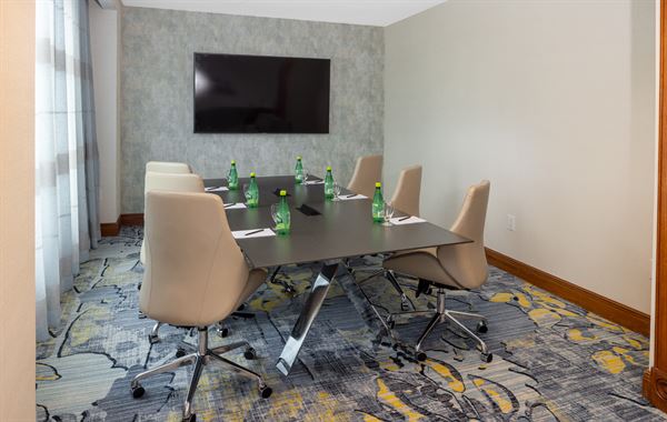 Hilton Austin Airport