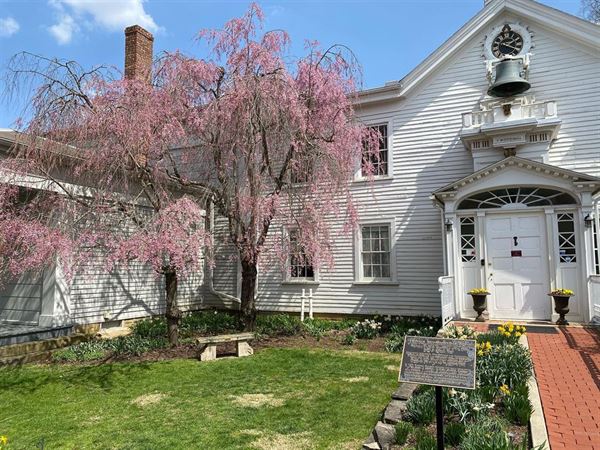 Robbins Hunter Museum