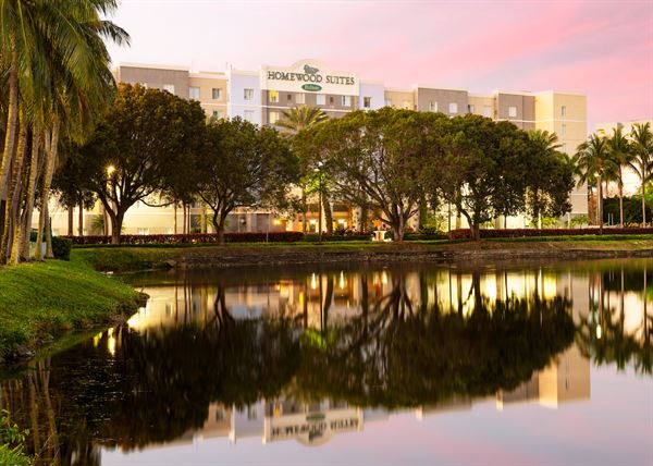 Homewood Suites Miami-Airport/Blue Lagoon