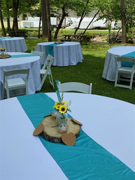 Meadowlark Motel With Restaurant & Bar