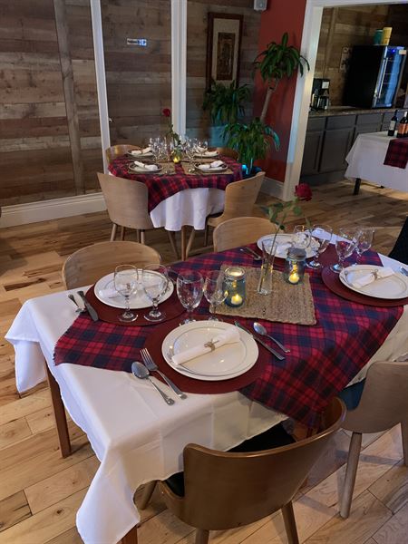 Meadowlark Motel With Restaurant & Bar