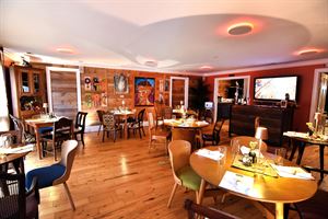 HomeCraft Restaurant Dining Room