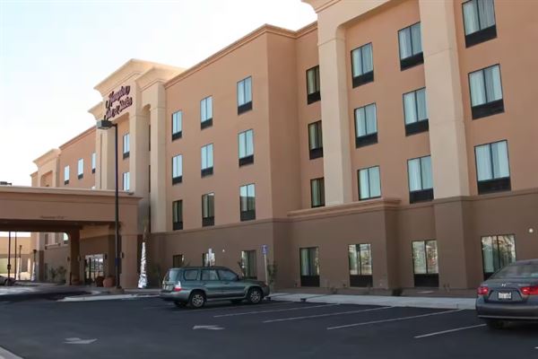 Hampton Inn and Suites Carlsbad