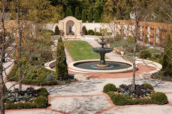 Paine Art Center and Gardens