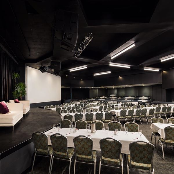 Grand Naniloa Resort - A DoubleTree by Hilton