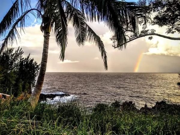 Hale Laule'a at Opihi Point