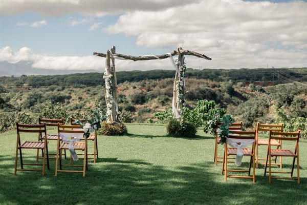 Hawaii Vista Weddings at Manana Hills Estate