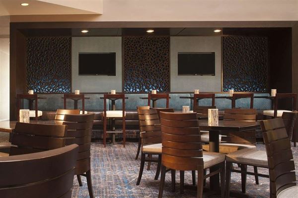 Embassy Suites Houston Near the Galleria