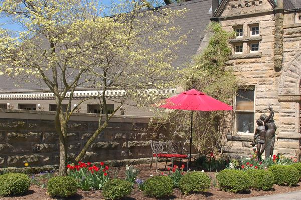 Buhl Mansion Guesthouse & Spa