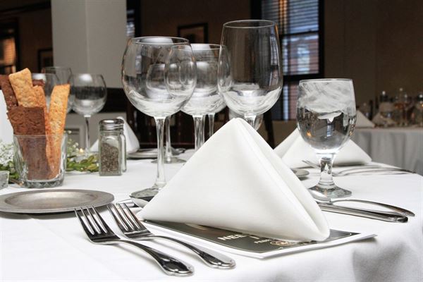 Schuler's Restaurant & Pub