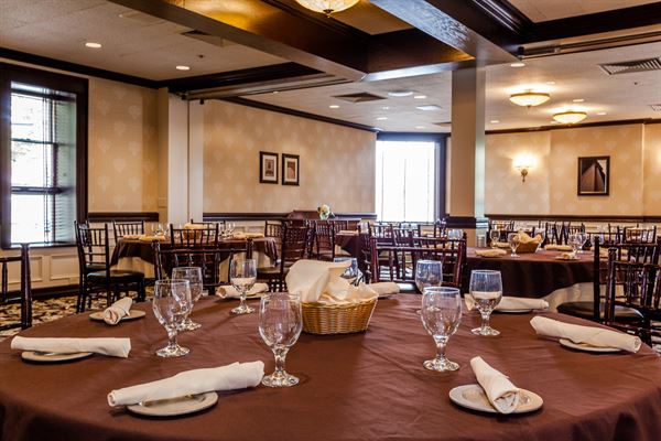 Schuler's Restaurant & Pub