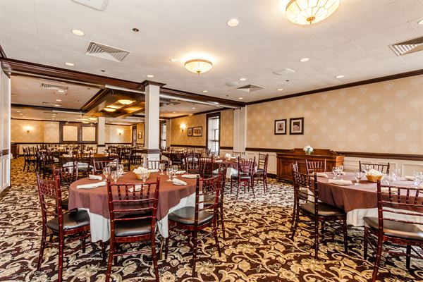 Schuler's Restaurant & Pub