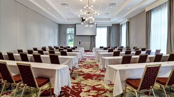 Hilton Garden Inn Lansing West