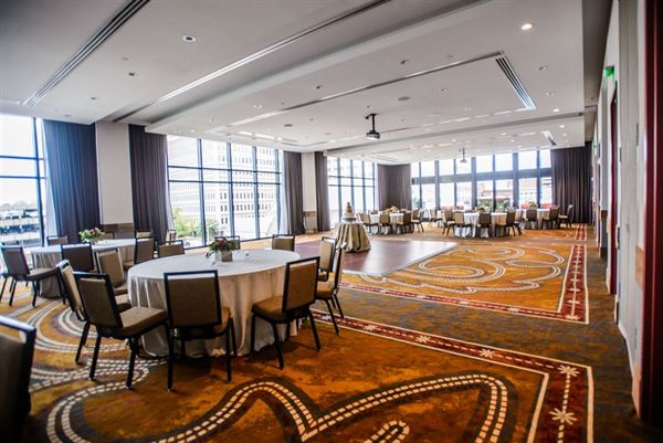 CAMBRiA Nashville Downtown Hotel