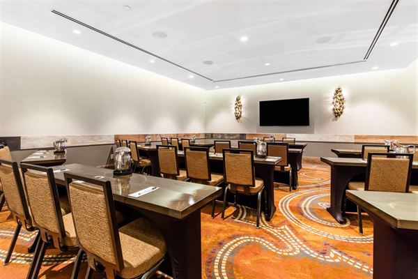 CAMBRiA Nashville Downtown Hotel