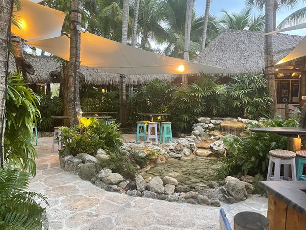 Guanabanas Restaurant