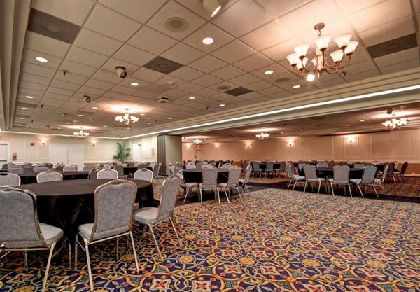 The Carousel Oceanfront Resort