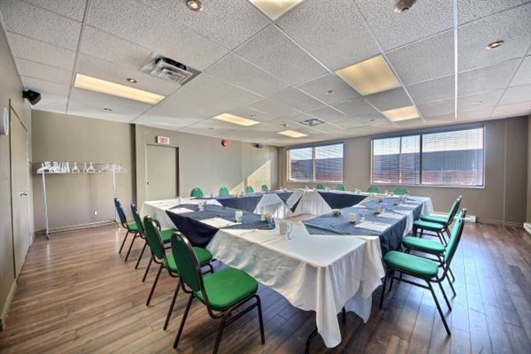 Hotel Chateau Roberval