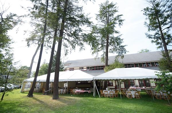 Round Lake Auditorium