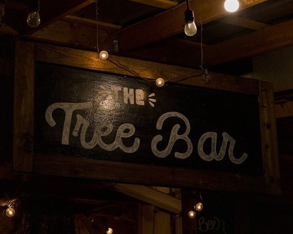 Enchanted Oaks Farm & Lakehouse