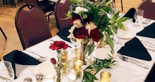 Elsie's Restaurant Bar & Bowling Center