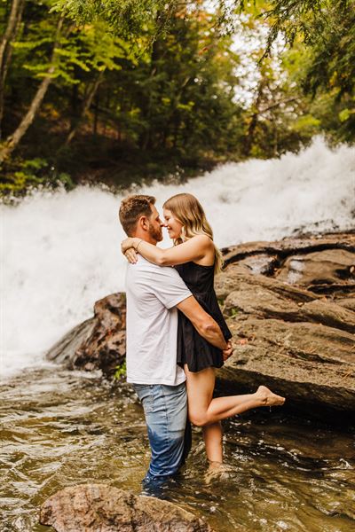 Justyne Edgell Photographer and Design