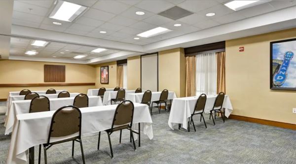 Hampton Inn & Suites Toledo-Perrysburg
