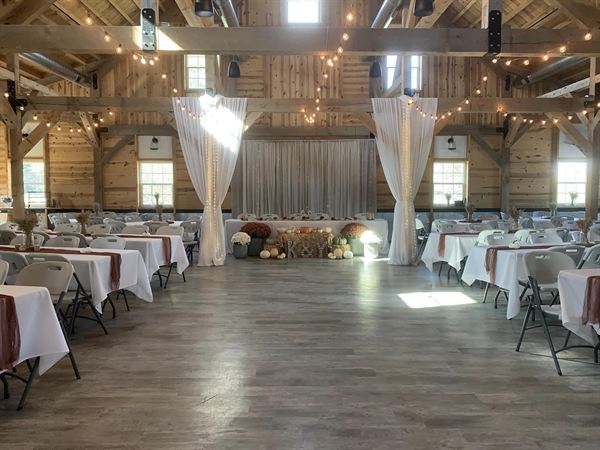 Heartland Country Barn