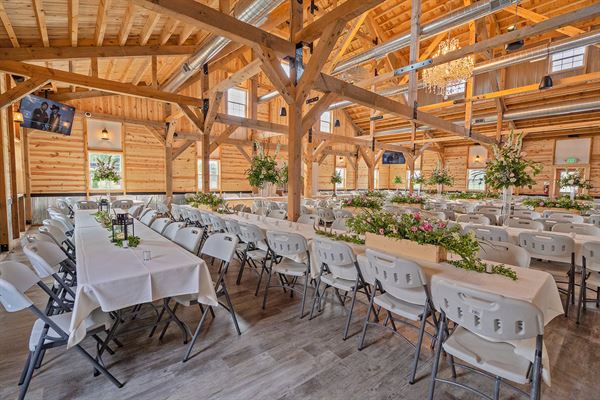 Heartland Country Barn