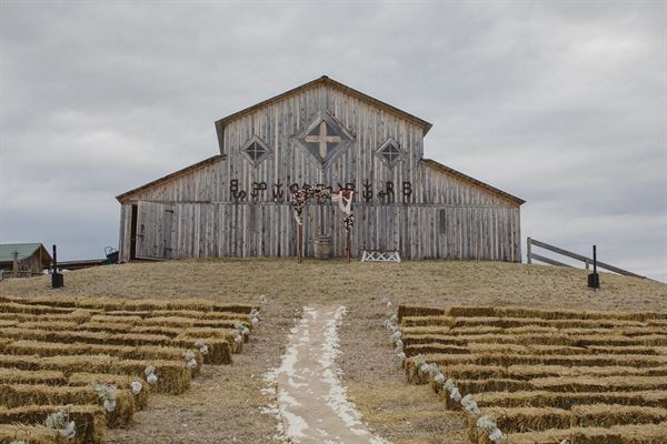 Spur Creek Saloon & Ranch