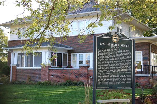 Bess Streeter Aldrich House and Gardens