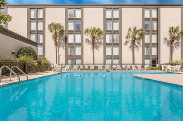 Wyndham Garden Summerville
