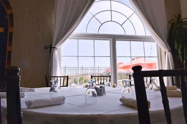 Casa Marina Hotel & Restaurant