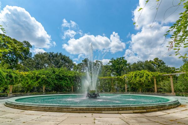 Arbor Room at Popp Fountain
