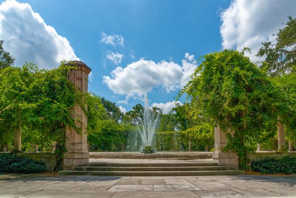 Arbor Room at Popp Fountain