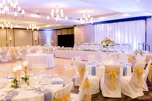 Courtyard by Marriott Downtown Fort Wayne at the Grand Wayne Convention Center