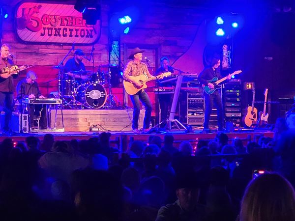 Southern Junction Nightclub & Steakhouse