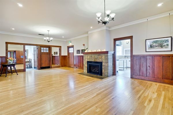 The Woman's Club of Palo Alto